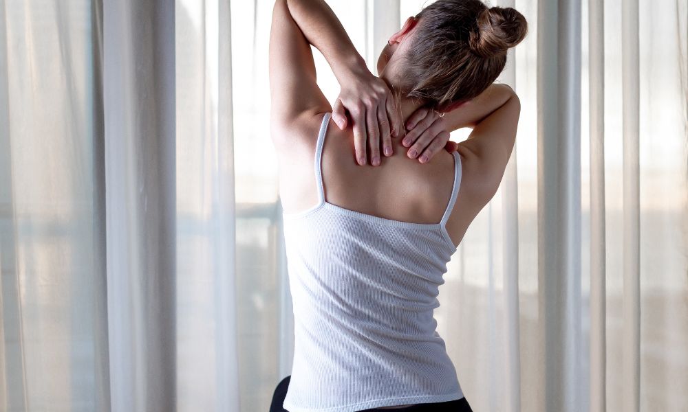 Living Comfortably With Scoliosis: Tips for Daily Life